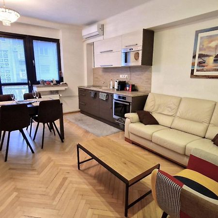 3 Room City Center Apartment By Bratislavatrip Dış mekan fotoğraf